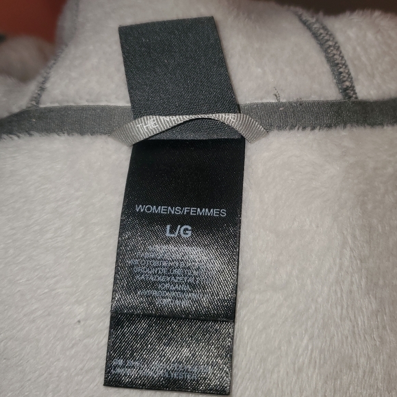 Women's The North Face Hoodie - Picture 7 of 8